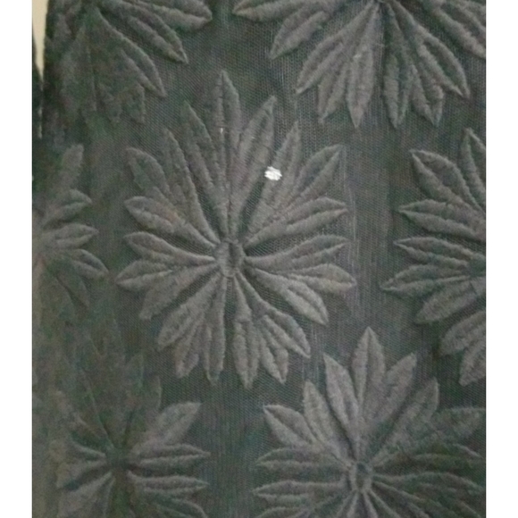 LOFT 82 one size, black with flower pattern dress - Picture 4 of 7